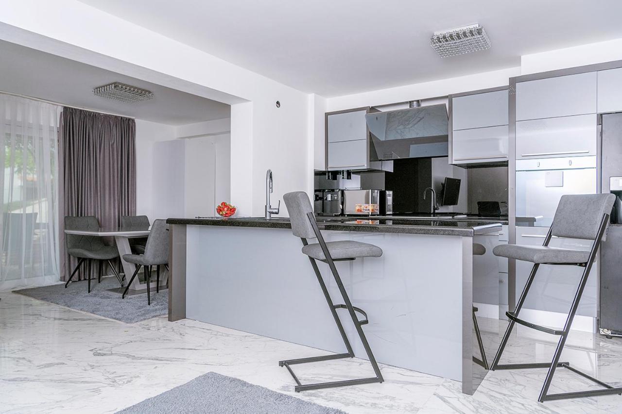 קרק Apartments Petra Krk מראה חיצוני תמונה