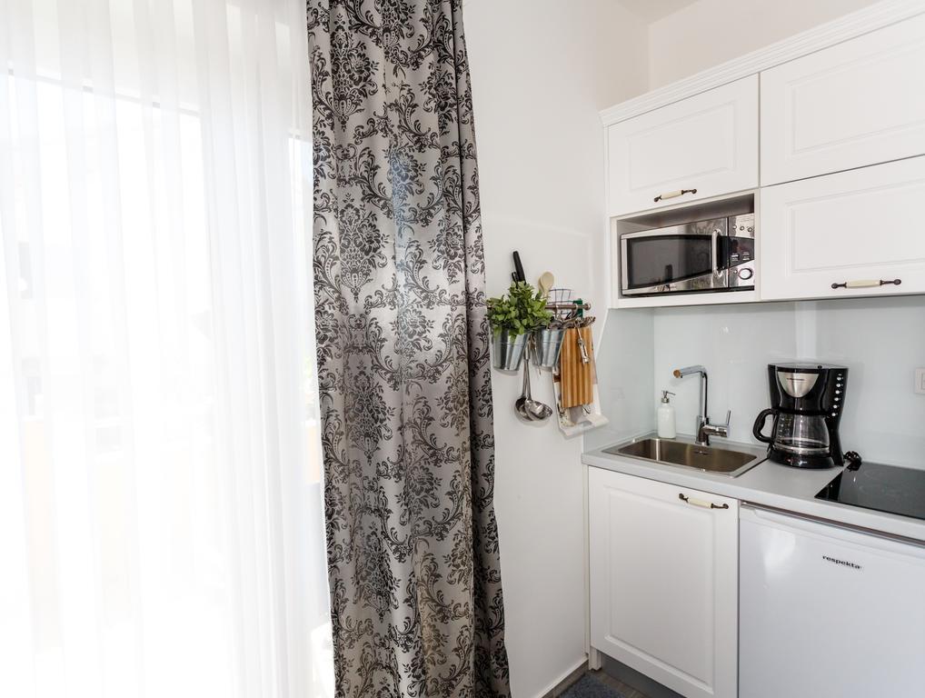 קרק Apartments Petra Krk מראה חיצוני תמונה